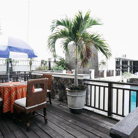 Hotel Santika Pontianak Zewnętrze zdjęcie