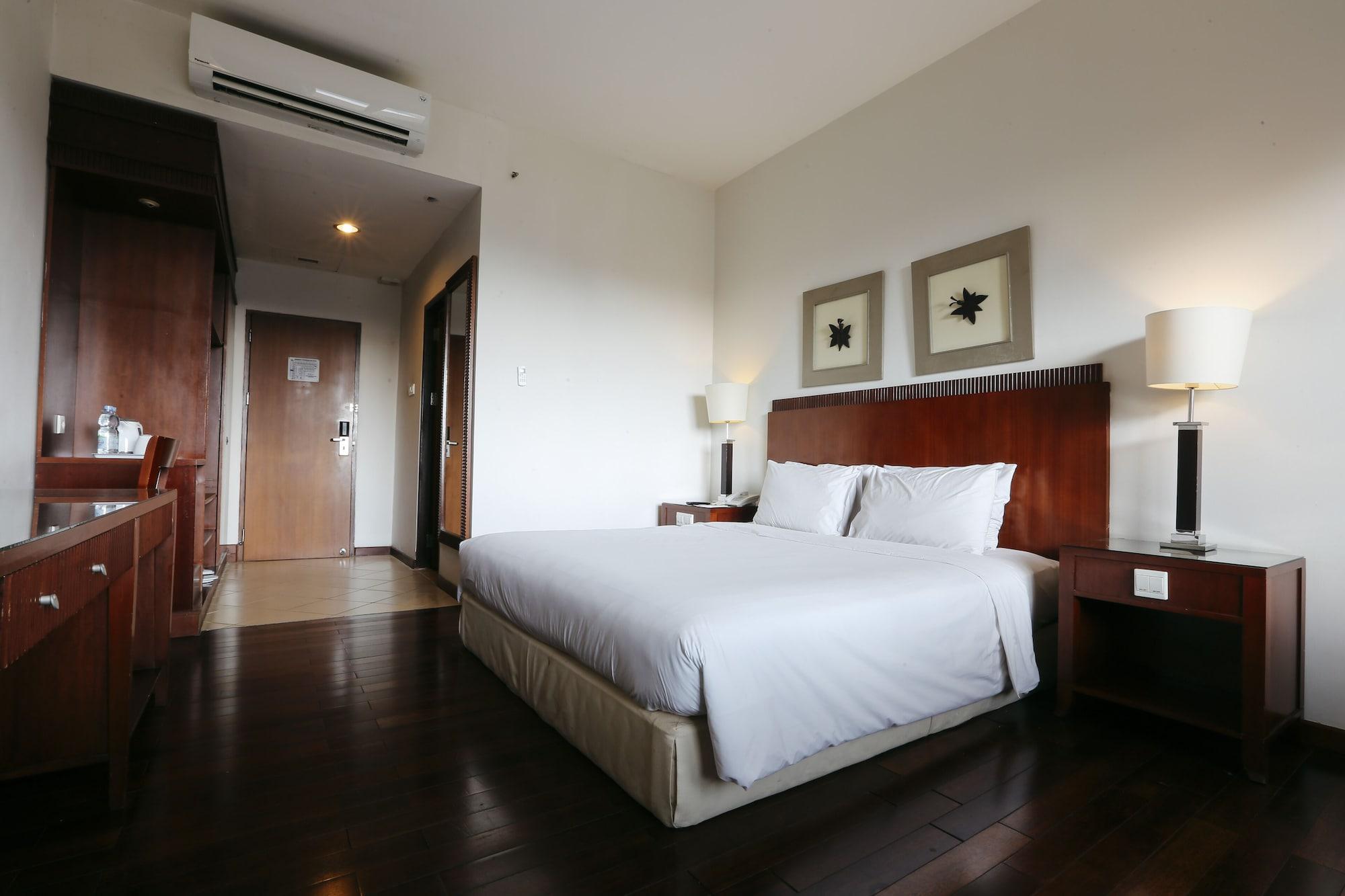 Hotel Santika Pontianak Zewnętrze zdjęcie