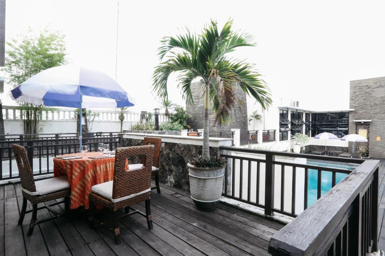 Hotel Santika Pontianak Zewnętrze zdjęcie